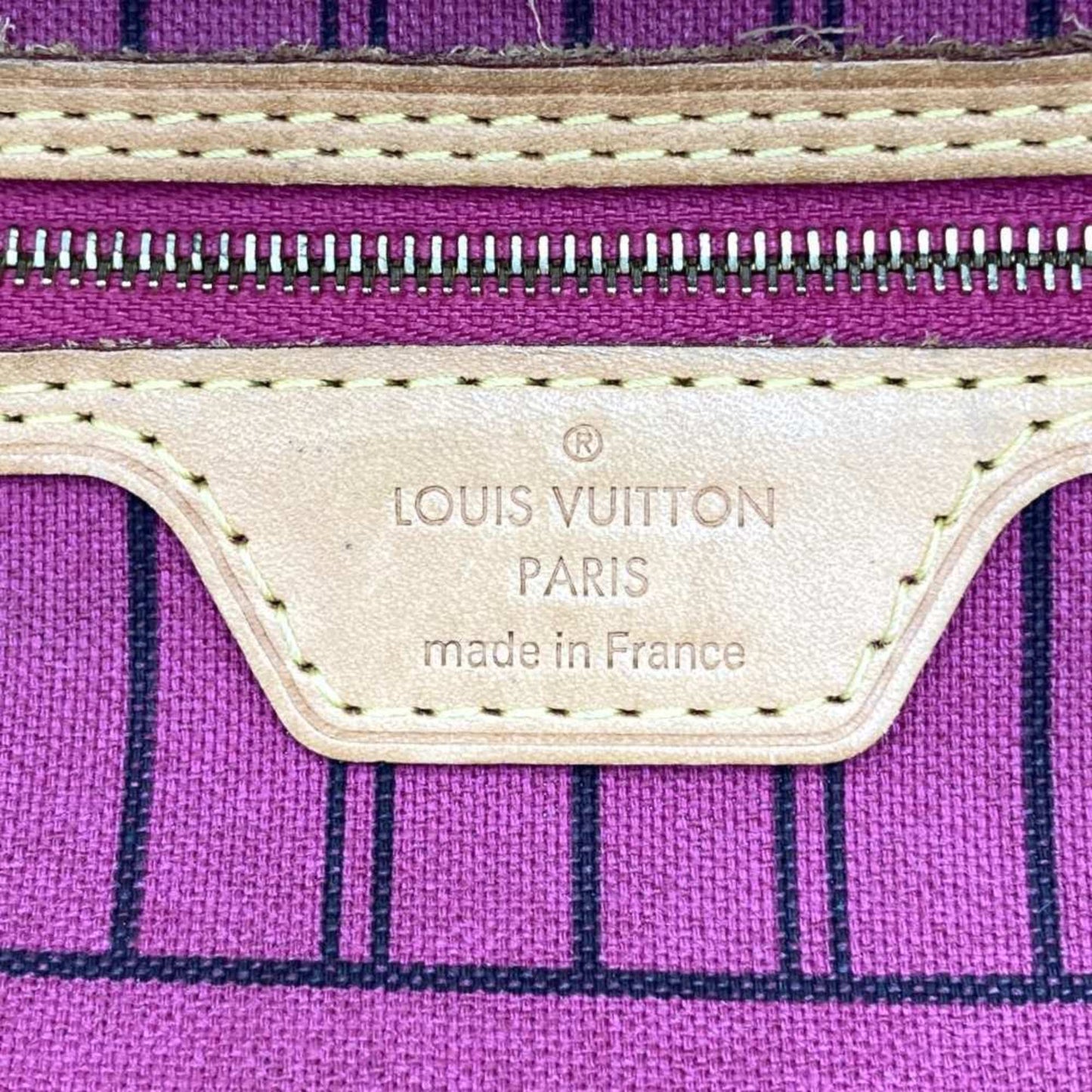 Louis Vuitton Neverfull PM