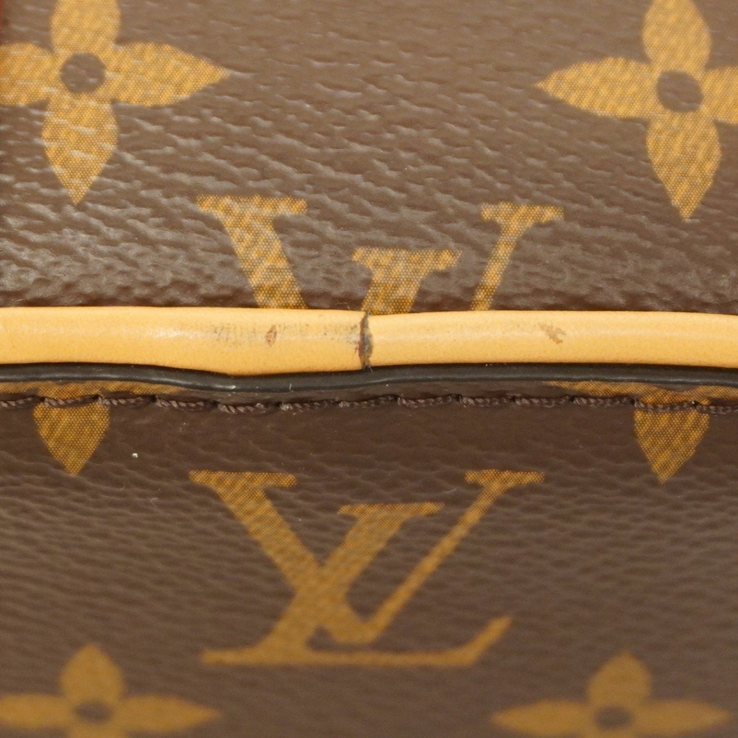 Louis Vuitton Valisette