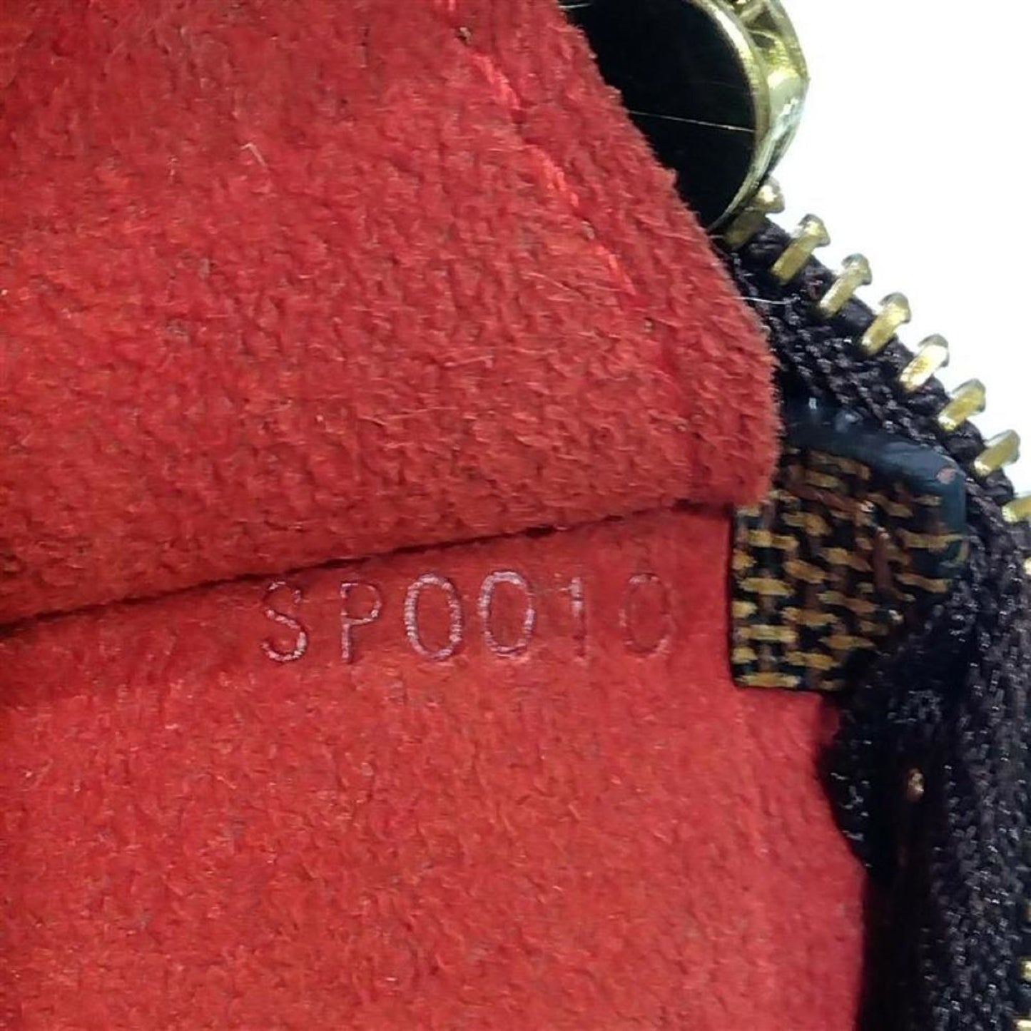 Louis Vuitton Marais