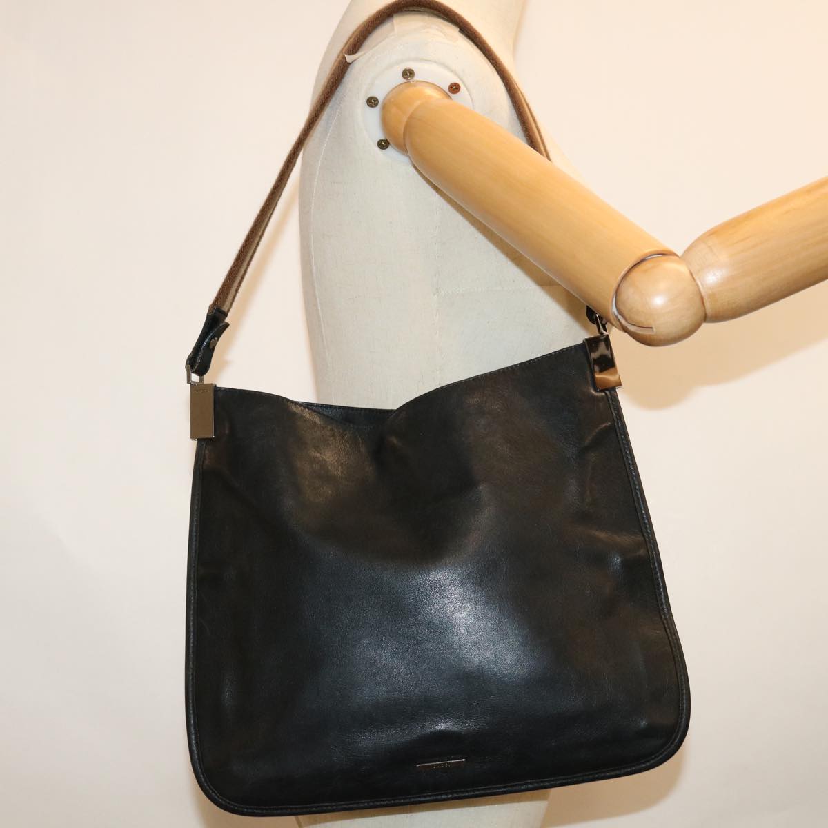 Gucci Elizabeth