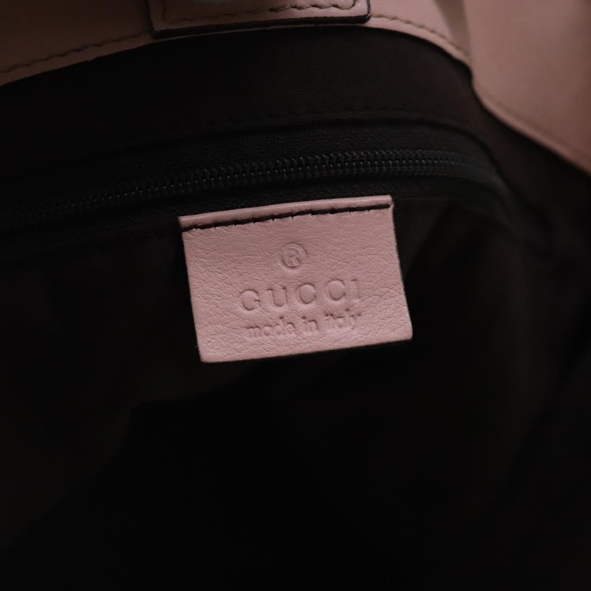 Gucci D-ring