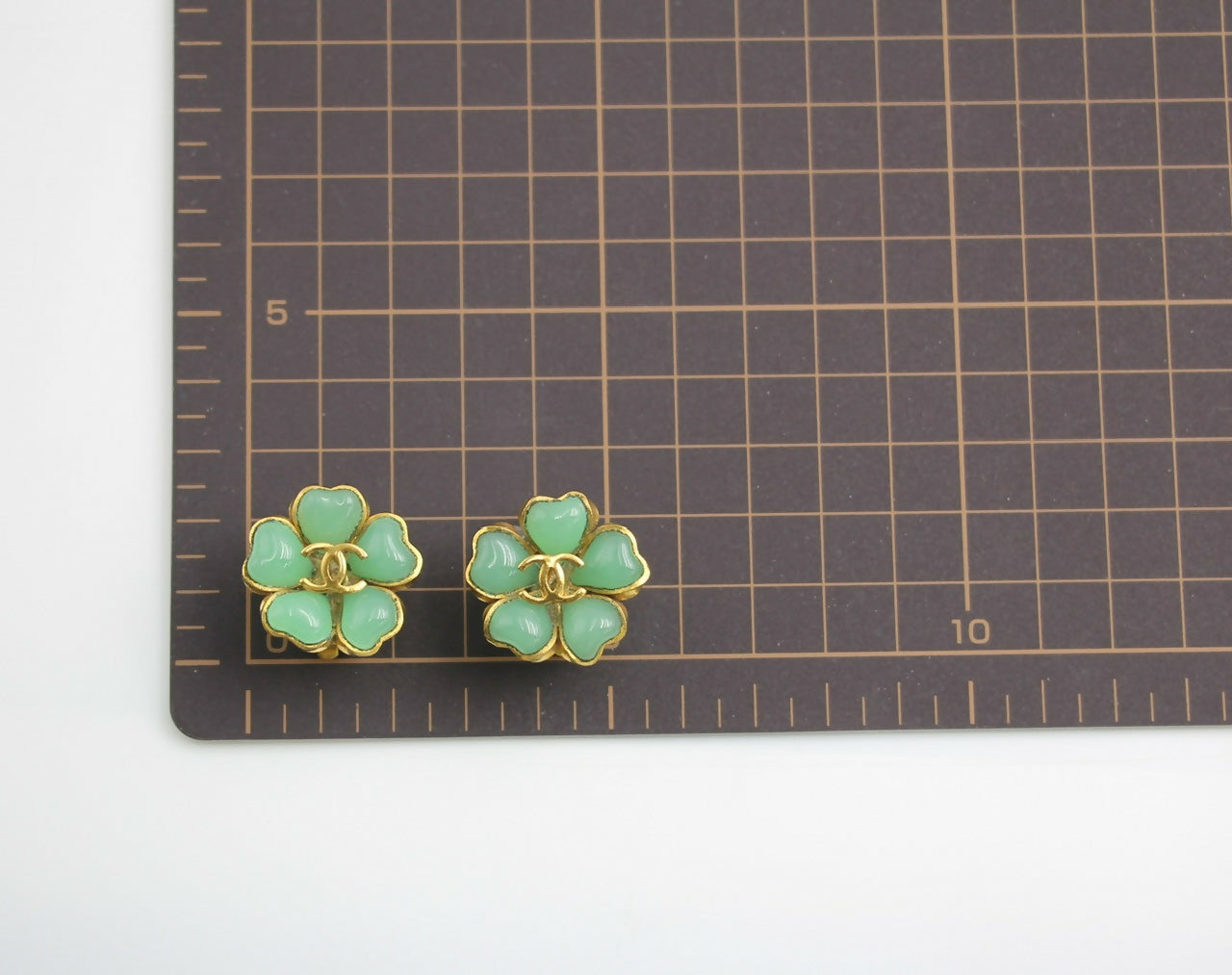Chanel Vintage 97P Gripoix Jade Light Green Camellia Clip-on Earrings