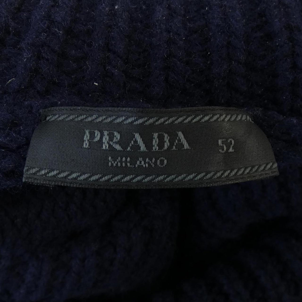 Prada UMR526 S222 11I0 Knit