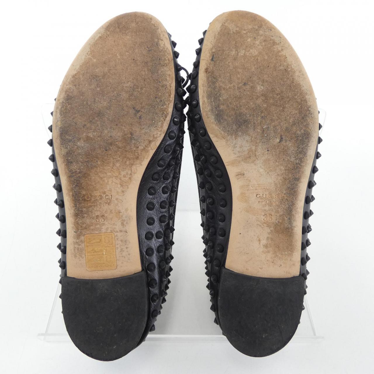 Gucci 363592 Flat Shoes