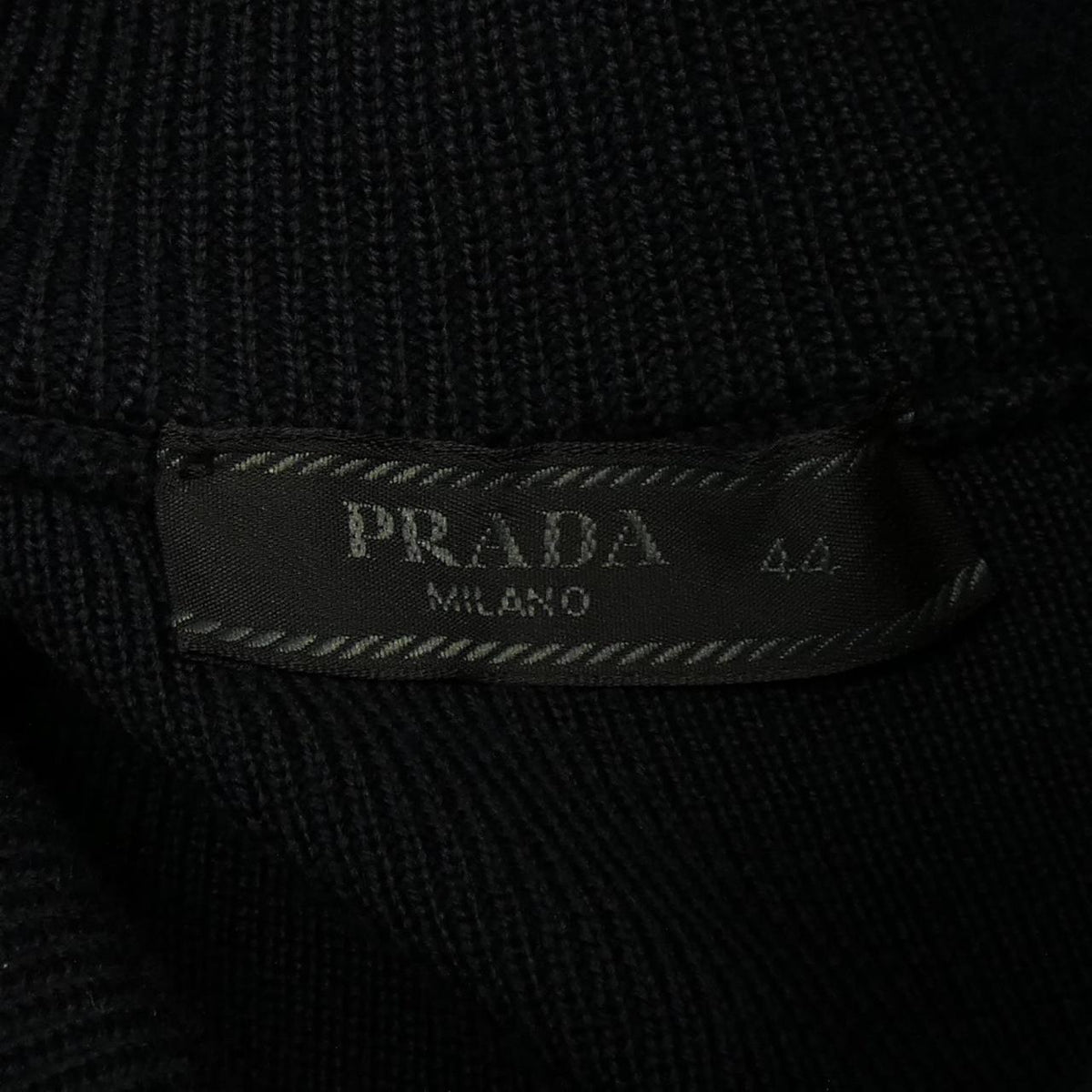 Prada UMG116 R212 U98 Econyl Blouson