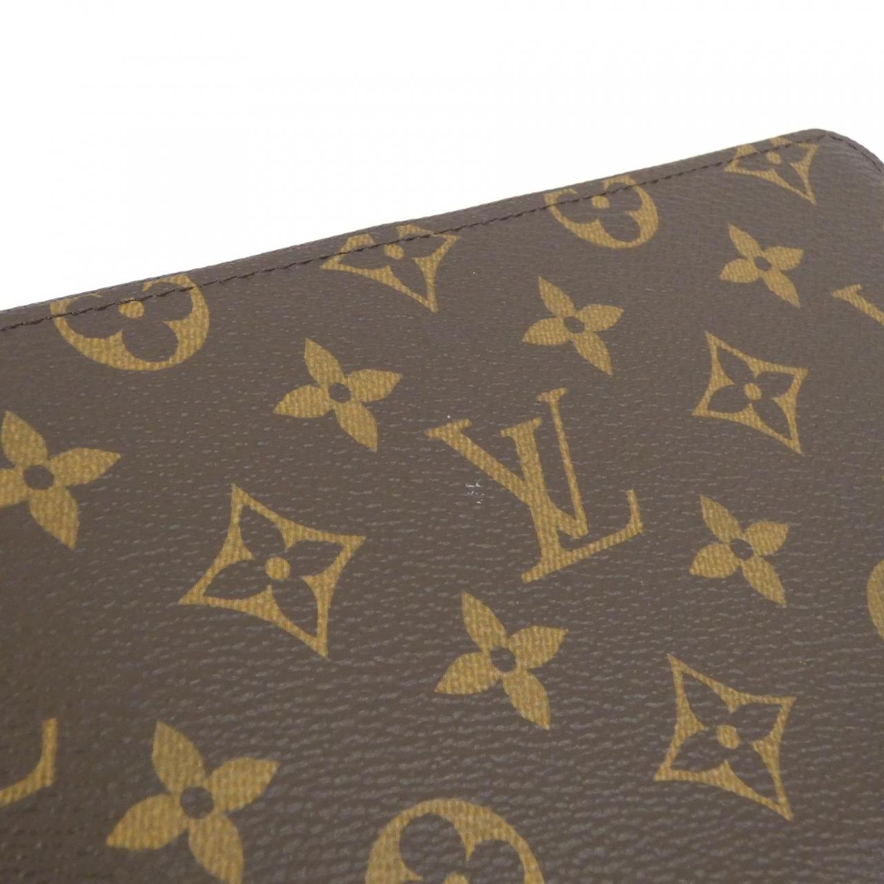 Louis Vuitton Zippy Organizer Monogram Wallet