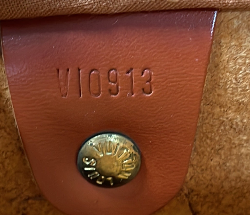 Louis Vuitton Speedy Handbag Epi Leather 30