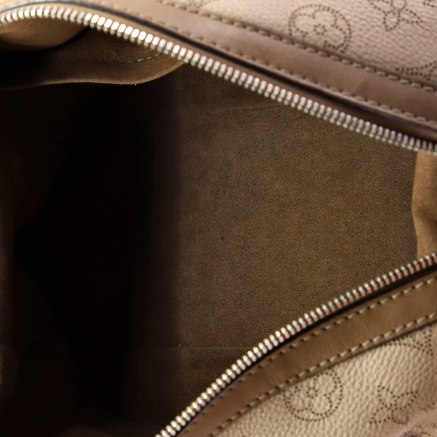 Louis Vuitton Asteria Handbag Mahina Leather