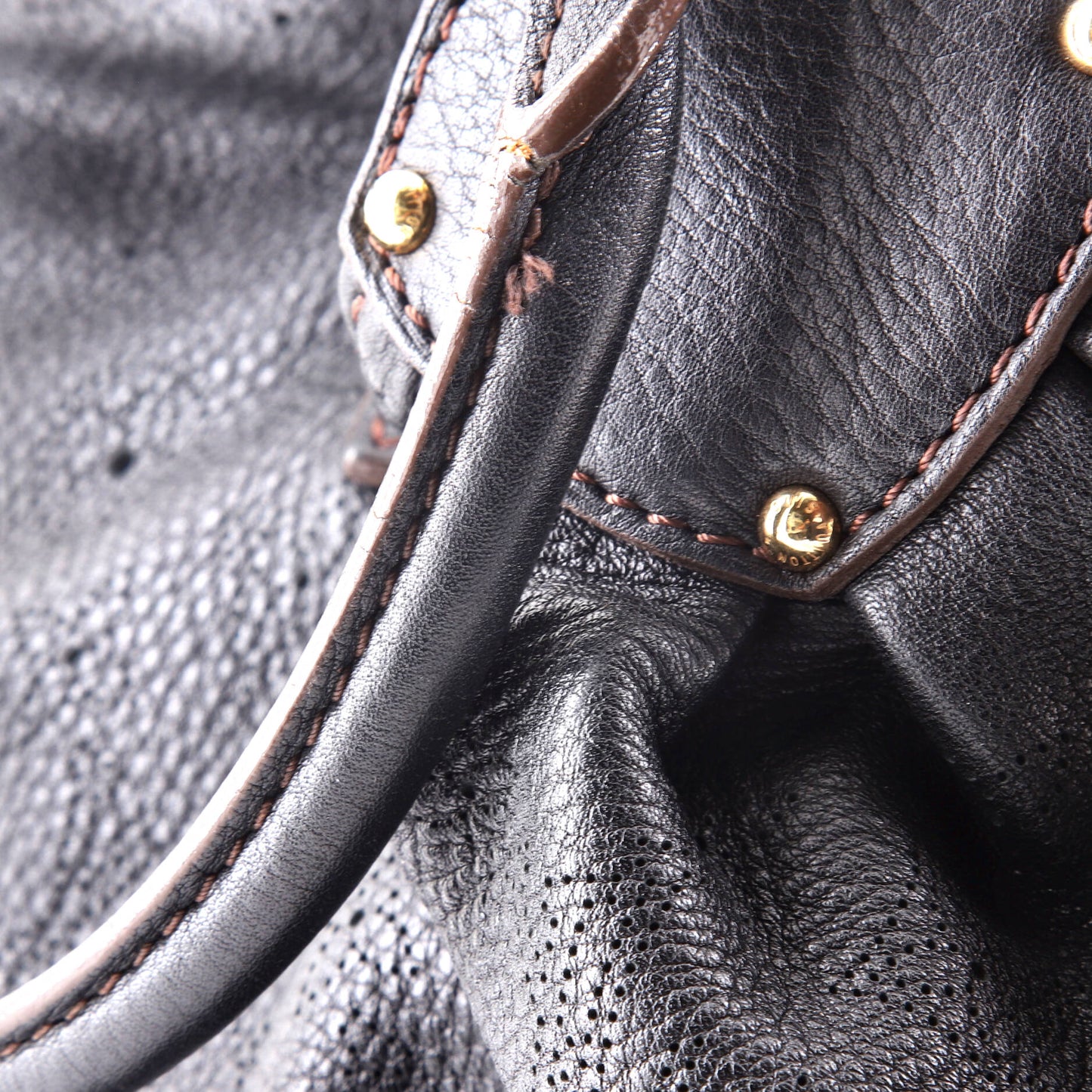 Louis Vuitton XL Hobo Mahina Leather