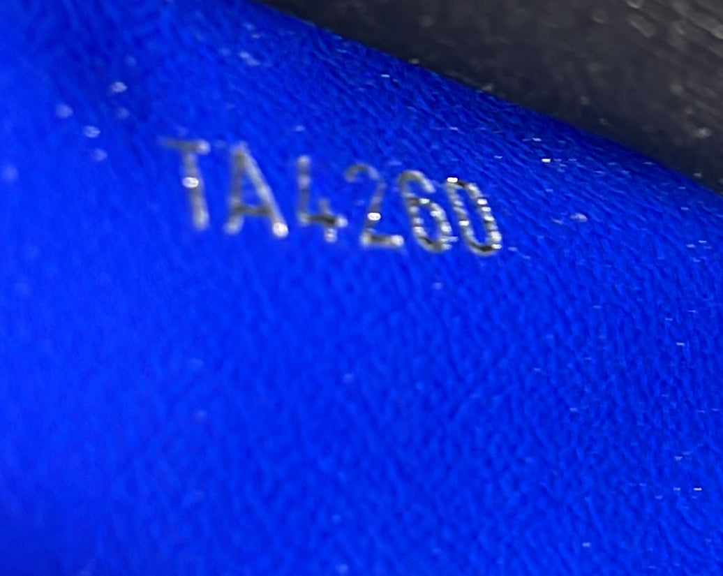 Louis Vuitton Pochette Voyage Monogram Taigarama MM