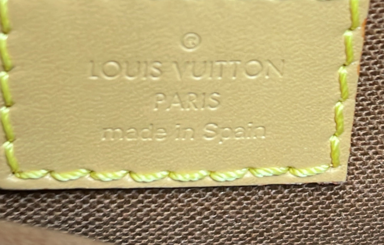 Louis Vuitton Fold Me Pouch Monogram Canvas