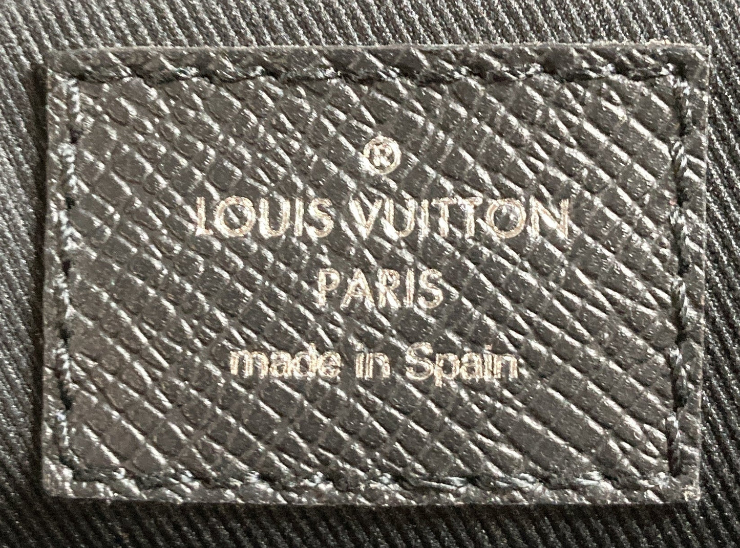Louis Vuitton Messengerama Monogram Taigarama
