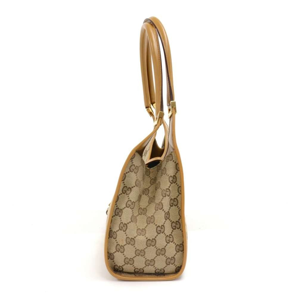 Gucci Supreme Monogram Canvas Shoulder Bag