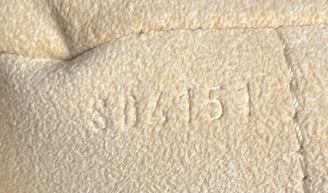 Louis Vuitton Artsy Handbag Monogram Canvas MM