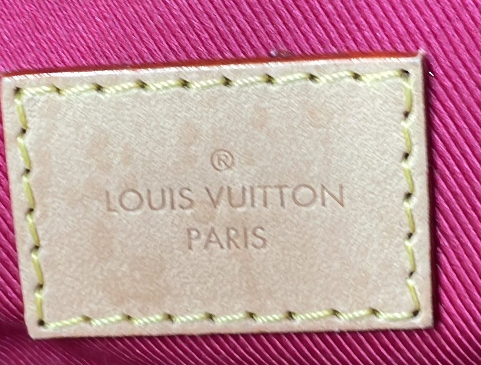 Louis Vuitton Graceful Handbag Monogram Canvas PM