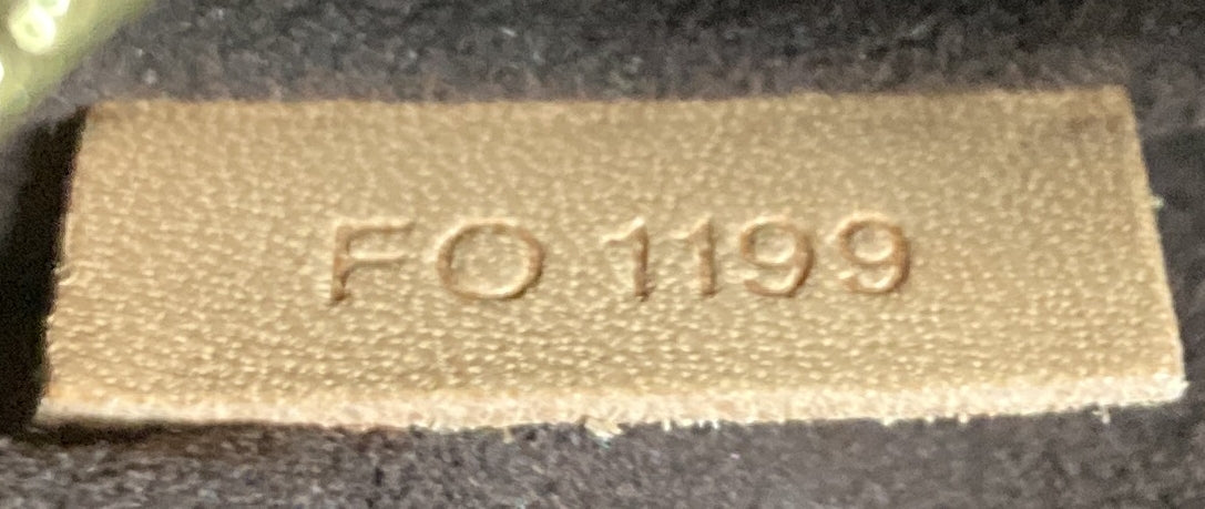 Louis Vuitton Pochette Metis Monogram Canvas