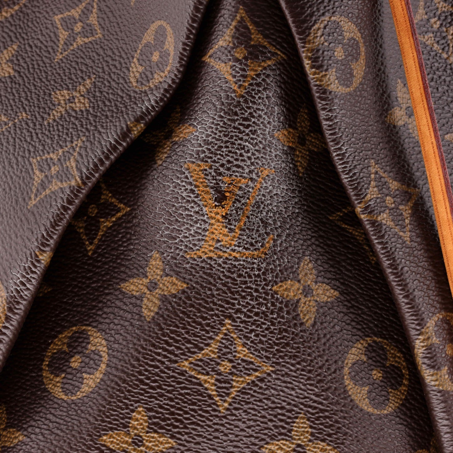 Louis Vuitton Artsy Handbag Monogram Canvas MM