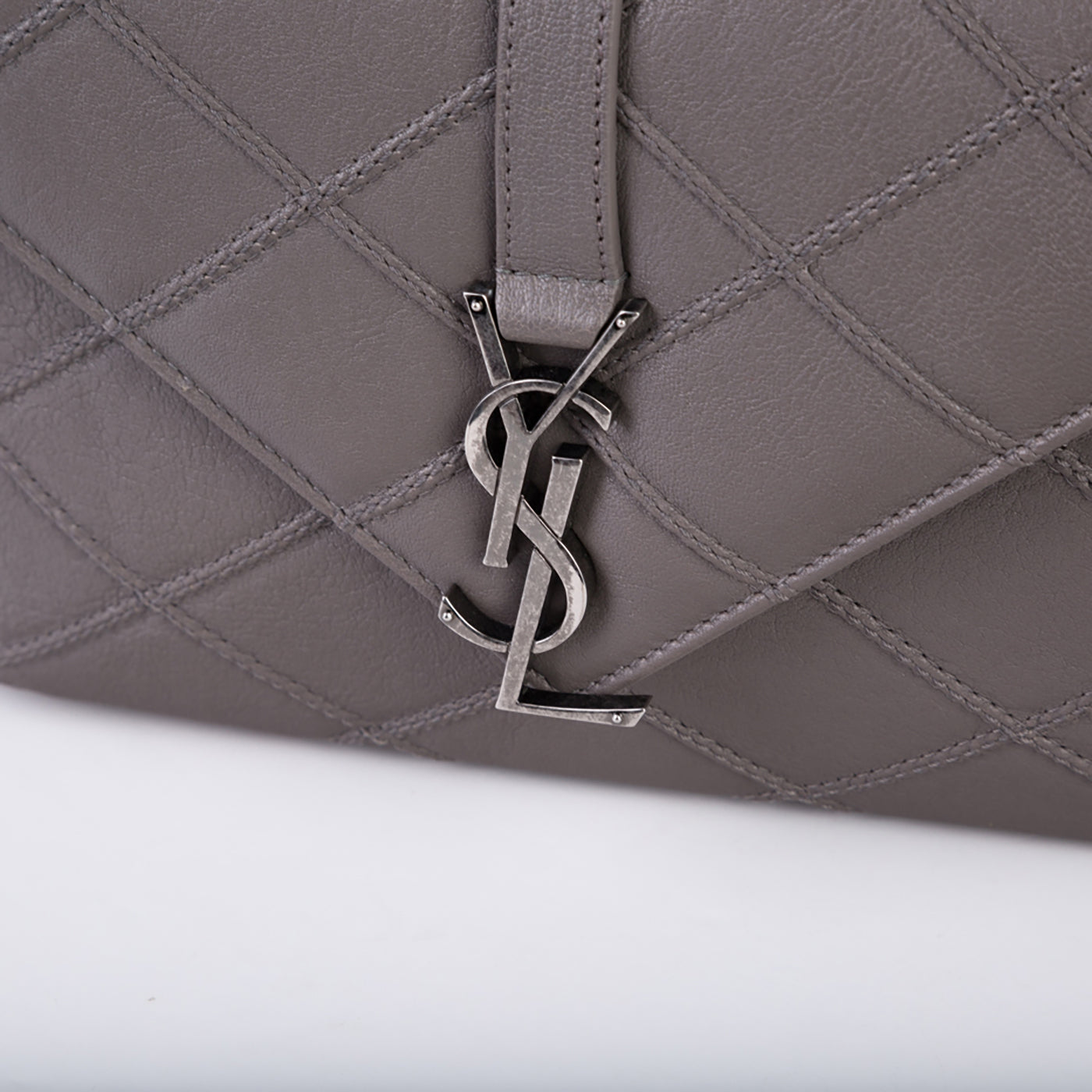 Saint Laurent Collège Medium
