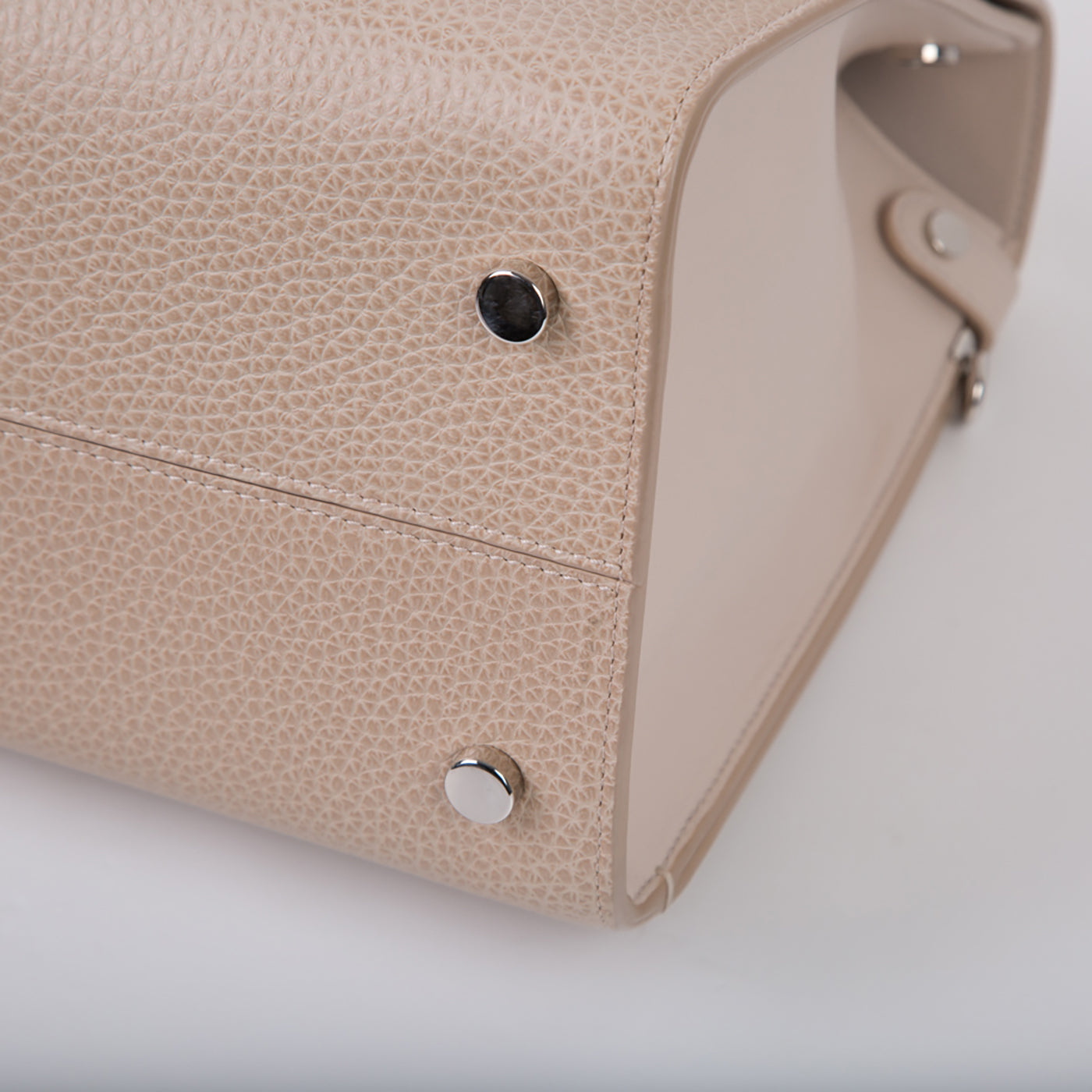 Christian Dior Diorever Tapioca Bullcalf