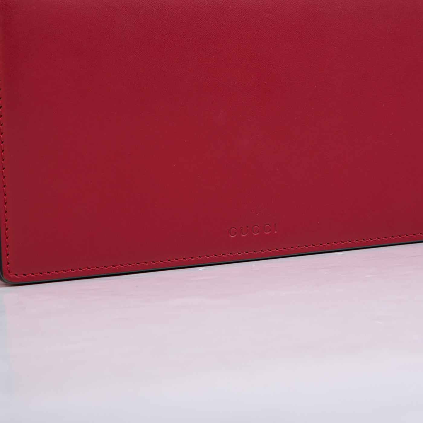 Gucci Bi-colour GG Supreme Wallet on Chain
