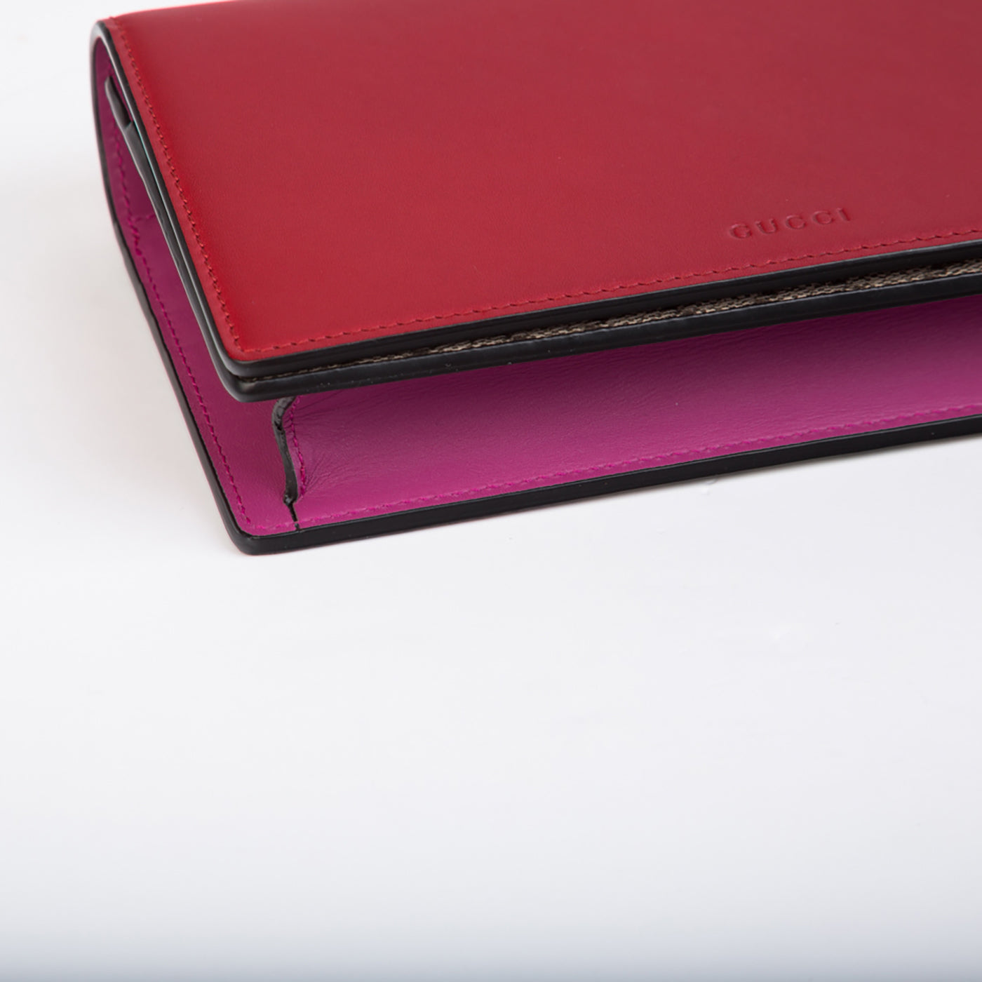 Gucci Bi-colour GG Supreme Wallet on Chain