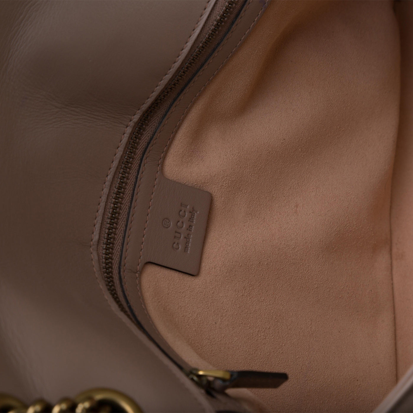 Gucci GG Marmont Medium Matelass�