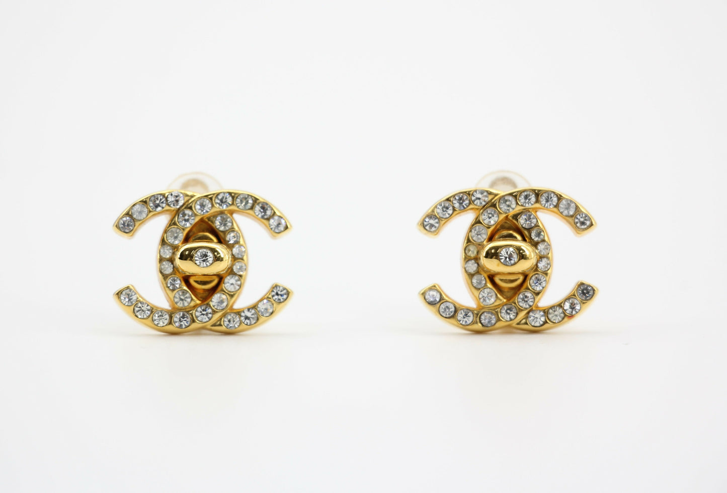 Chanel Vintage 96A Rhinestone & Gold-plated Backpack Buckle CC Clip-on Earrings
