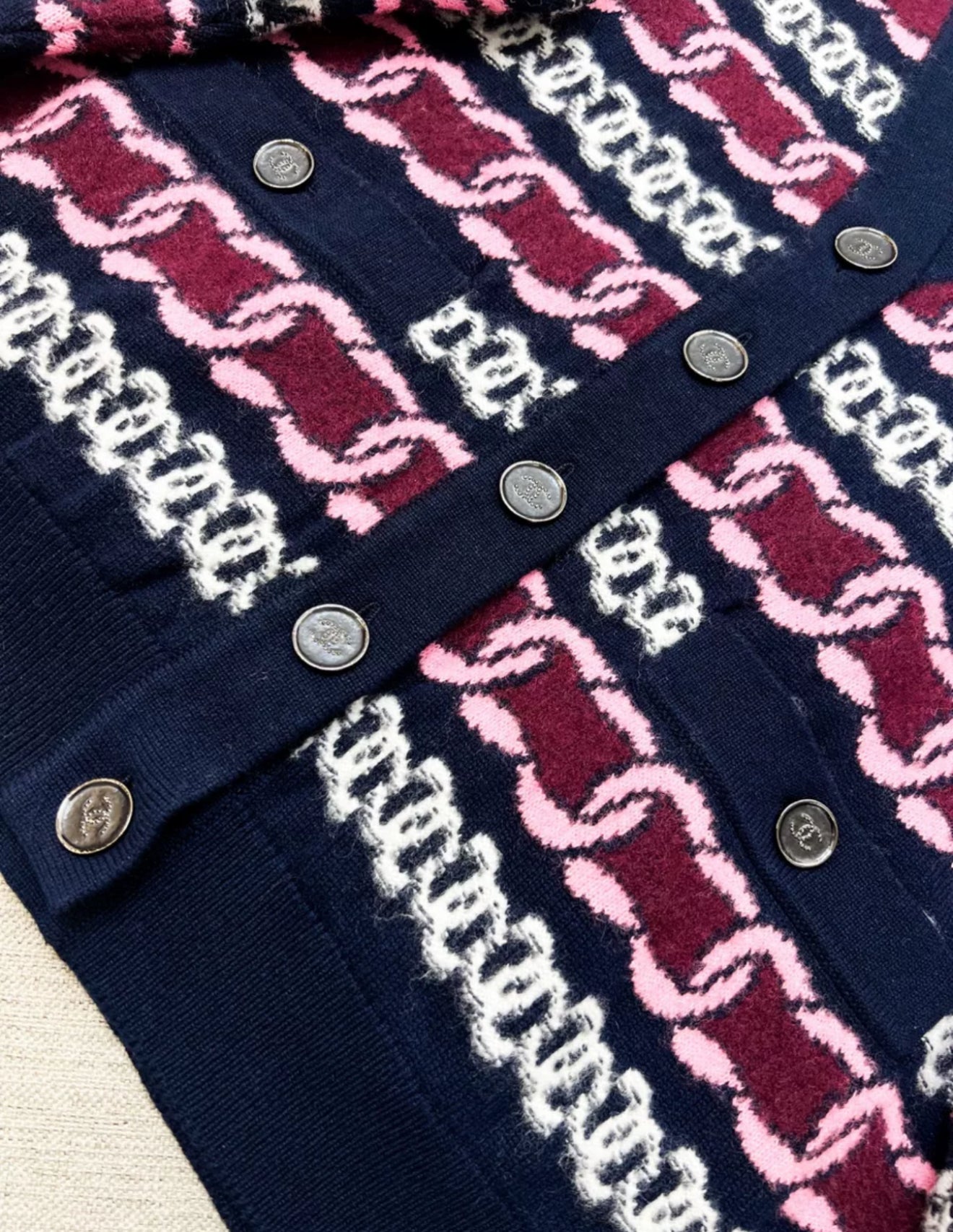 Chanel 23B Navy blue & Burgundy Cardigan