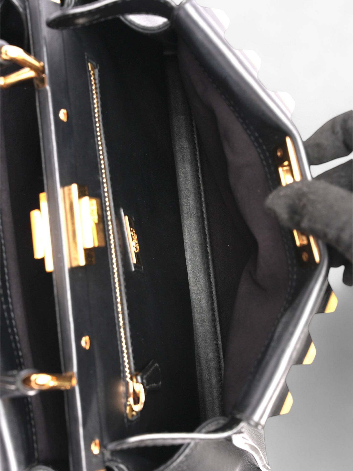 Fendi Peekaboo Black Leather Medium