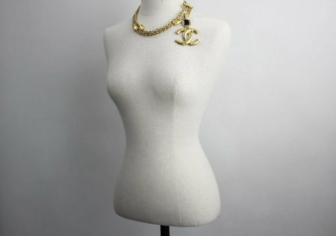 Chanel Vintage 94A Gripoix Blue Gold-plated Necklace