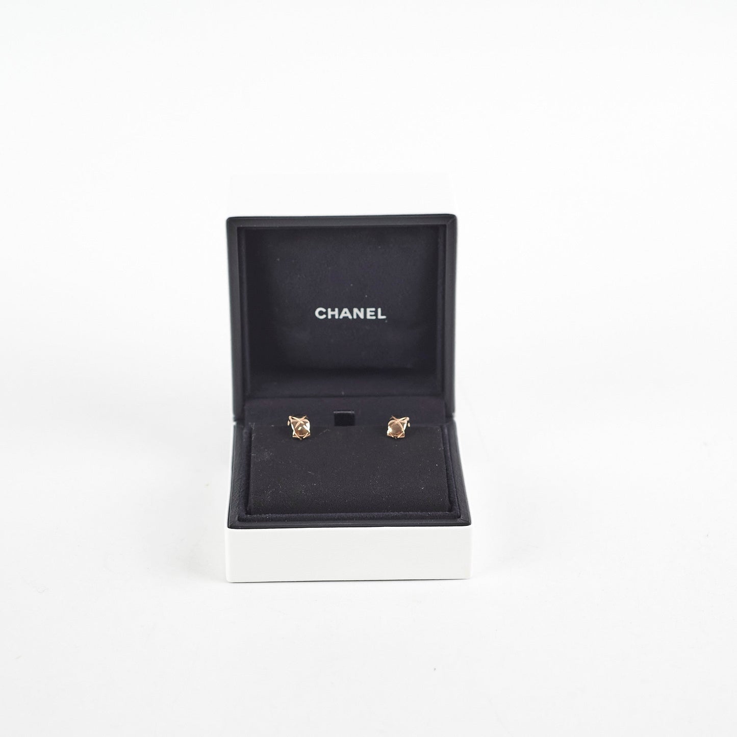 Chanel Coco Crush Earrings - Beige Gold