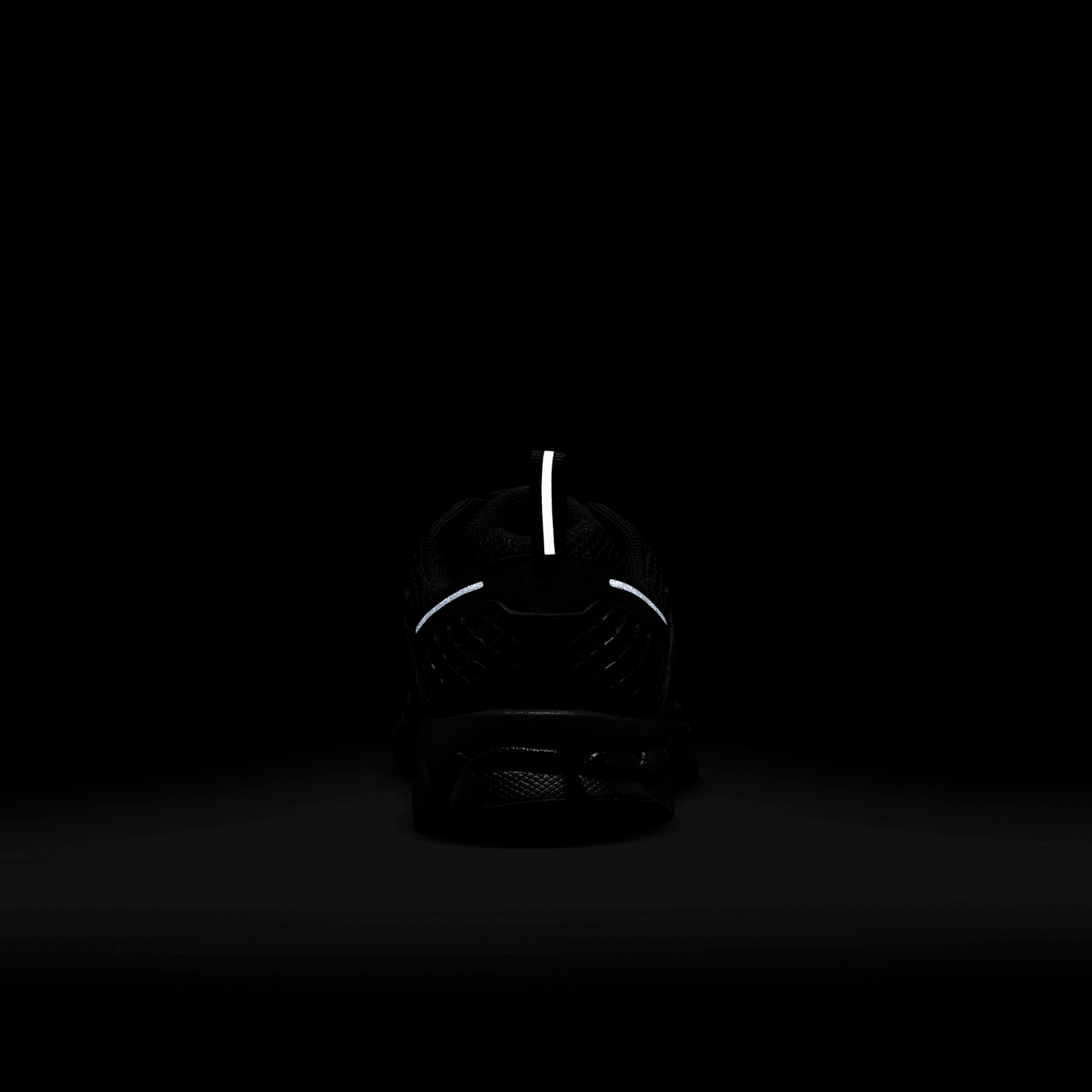 Big Kids' Nike Vomero 5 "Triple Black"