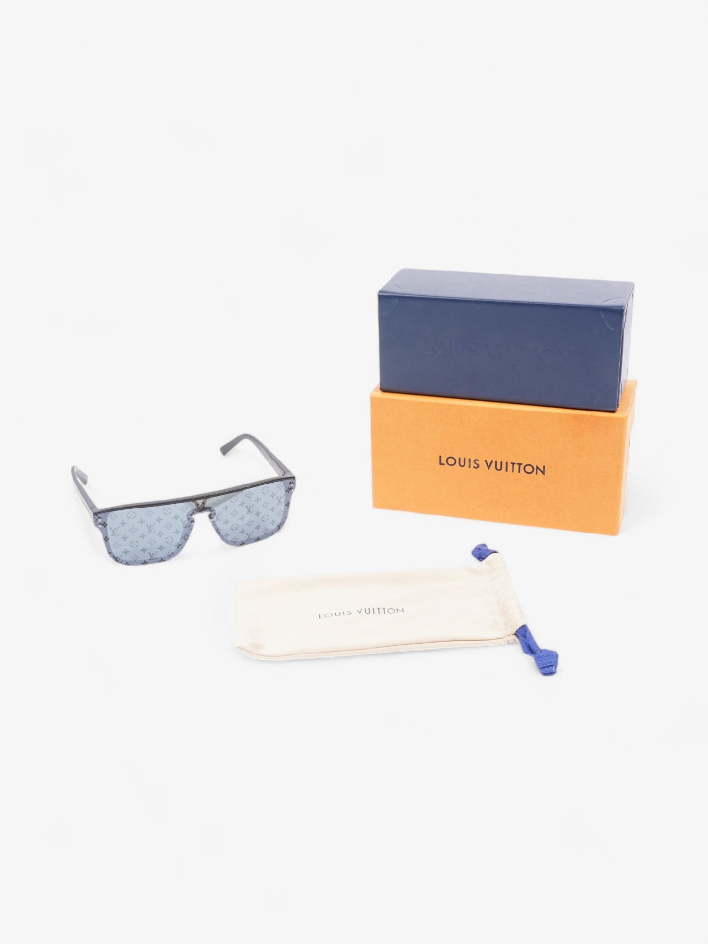 Louis Vuitton LV Waimea Sunglasses Black Acetate 145mm