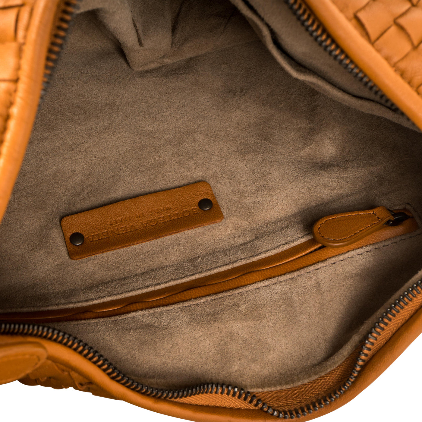 Bottega Veneta Medium Veneta Hobo