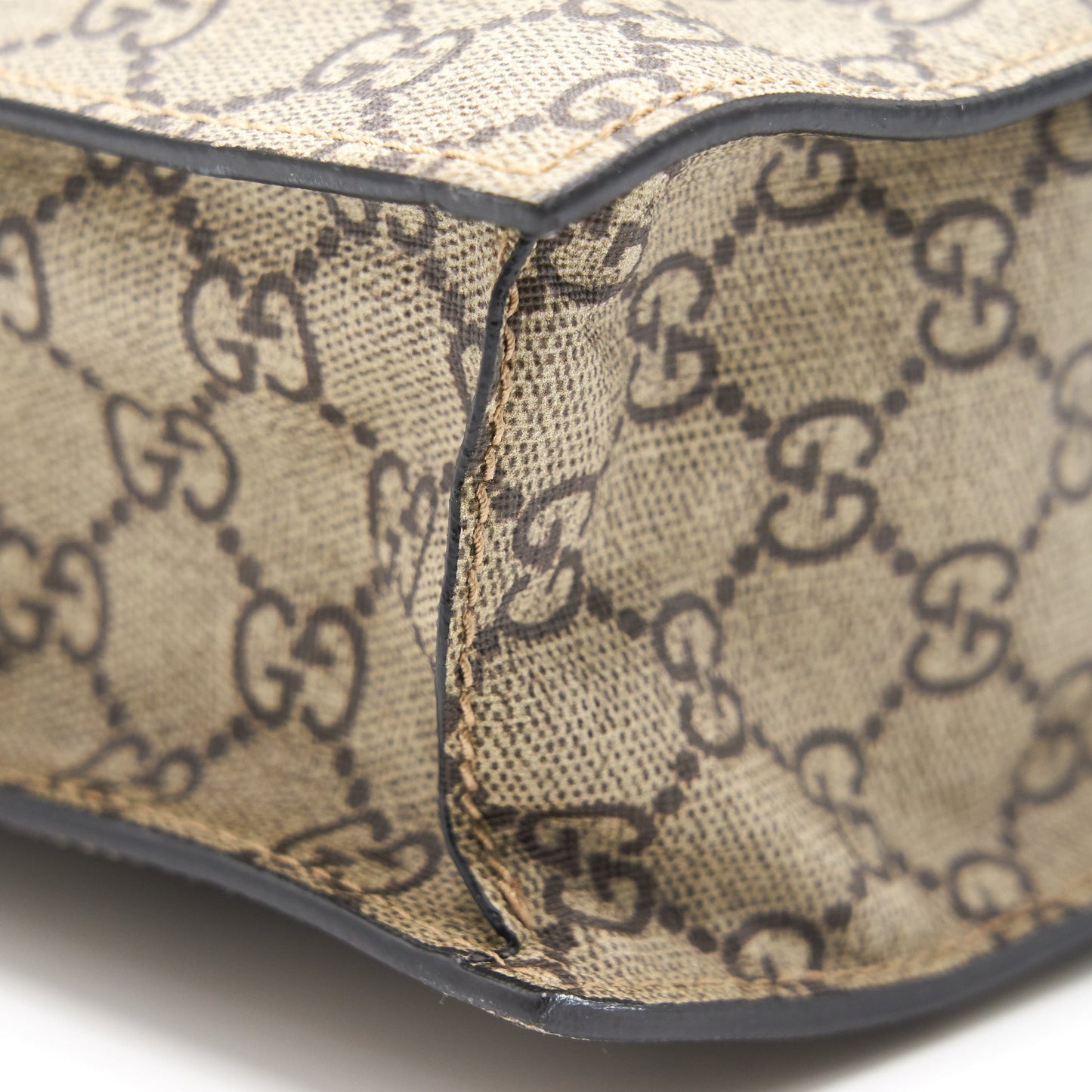 GUCCI Monogram Tigar LOVED Tote