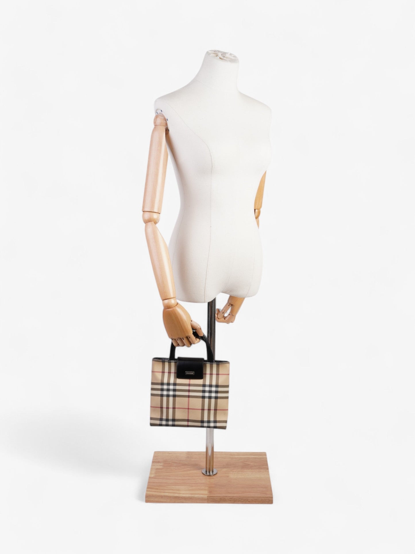 Burberry Check Tote Nova Check / Black Canvas