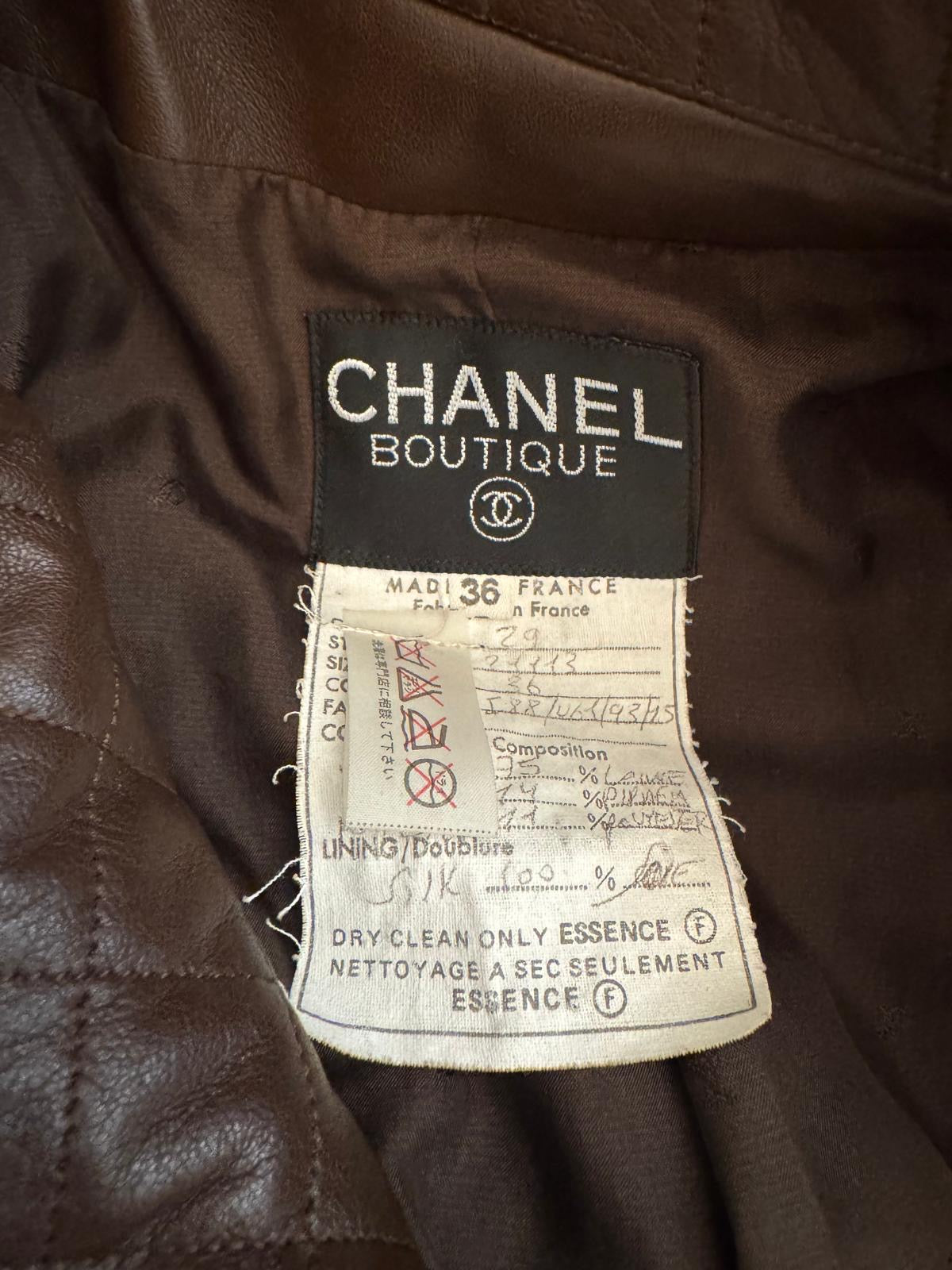Chanel Vintage 1992 Tweed Leather Jacket. Size 36
