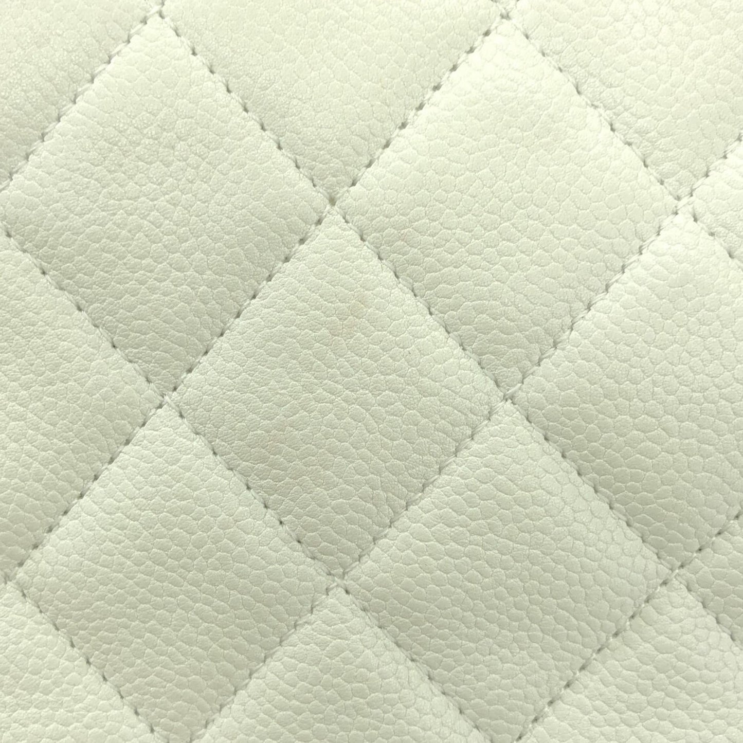 Chanel Petite Caviar Timeless Shopping Tote (SHG-roTbc1)