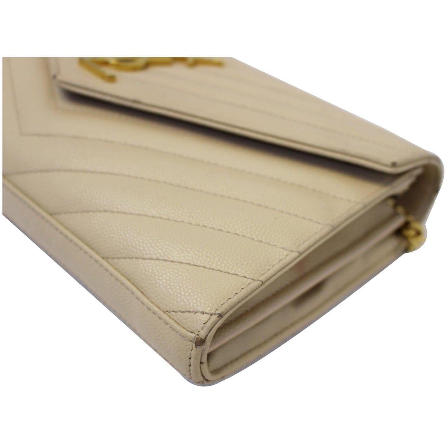YVES SAINT LAURENT Matelasse Chevron Grain De Poudre Envelope Chain Wallet Beige