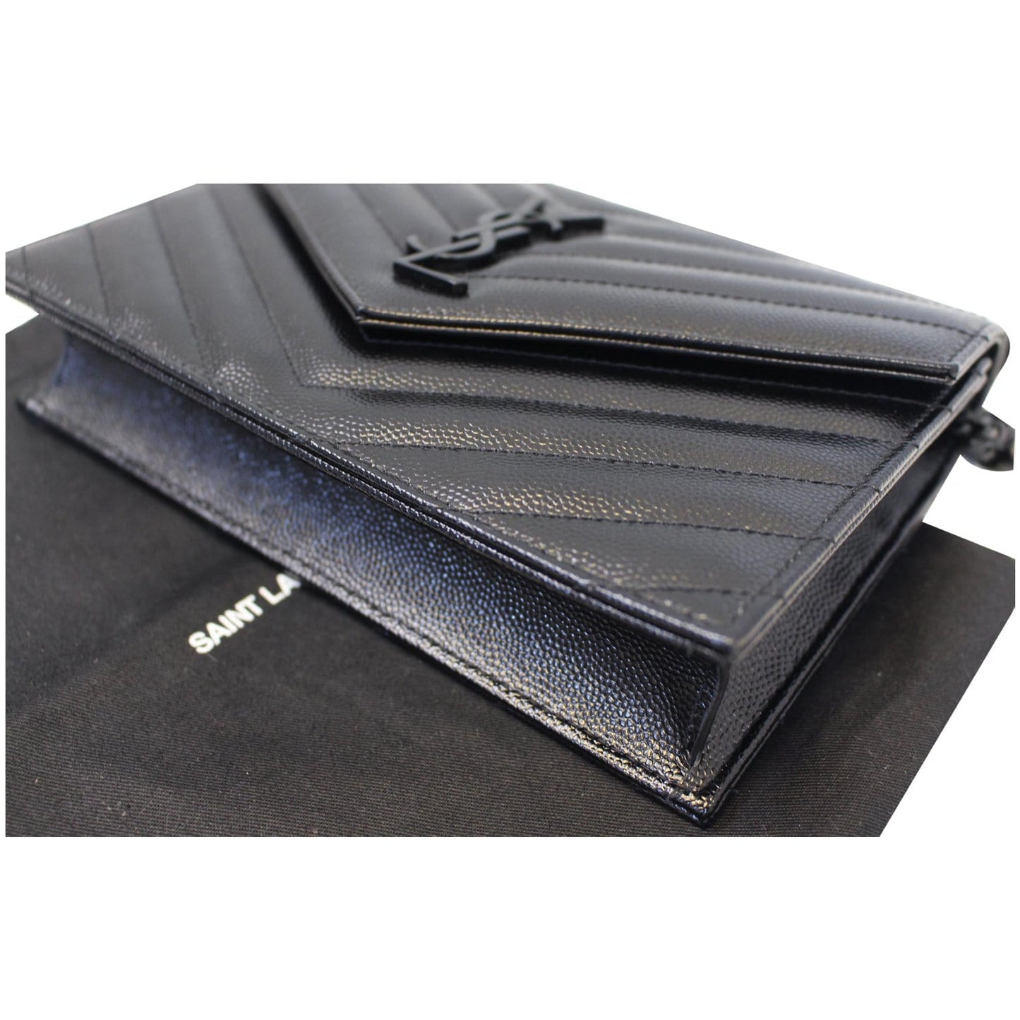 YVES SAINT LAURENT Matelasse Chevron Grain De Poudre Envelope Chain Wallet Black