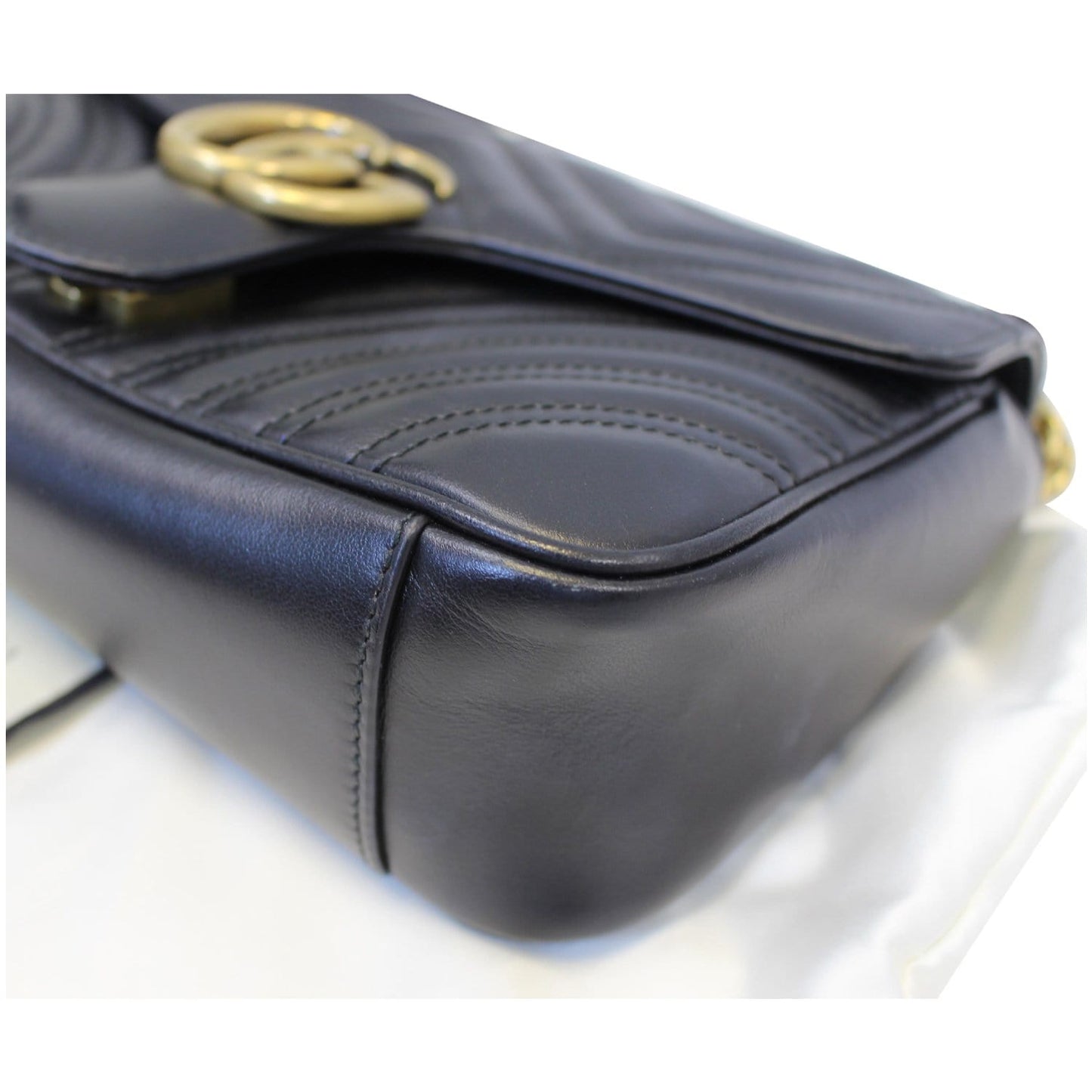 GUCCI GG Marmont Small Matelasse Leather Crossbody Bag Black
