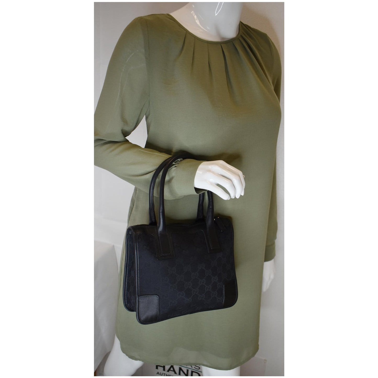 GUCCI Micro GG Top Handle Leather Tote Bag Black 000.0856