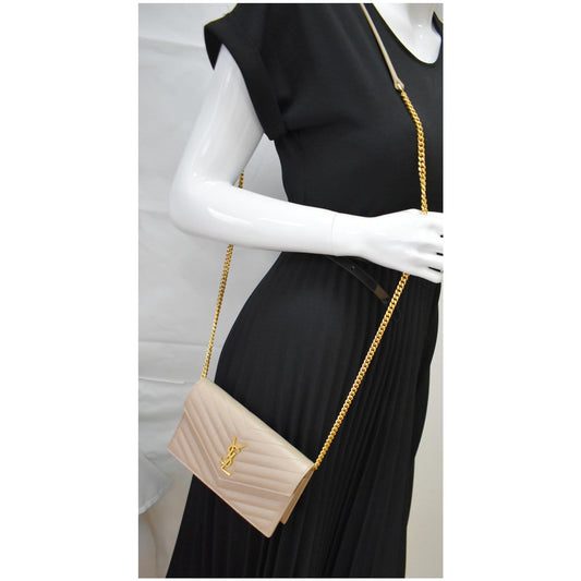 YVES SAINT LAURENT Matelasse Chevron Grain De Poudre Envelope Chain Wallet Beige