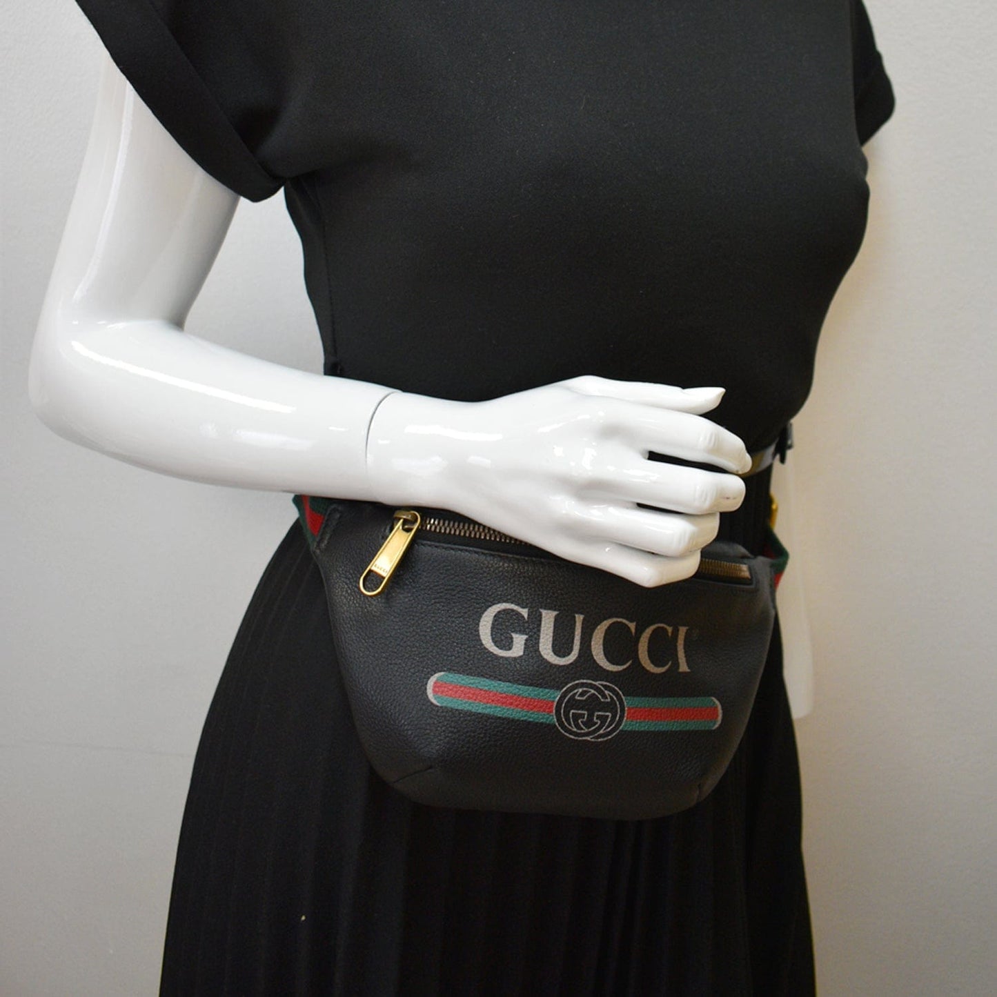 GUCCI Print Grained Calfskin Leather Small Belt Bag Black 527792