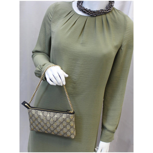 GUCCI Linea Bee GG Supreme Wristlet Handbag Beige/Gold