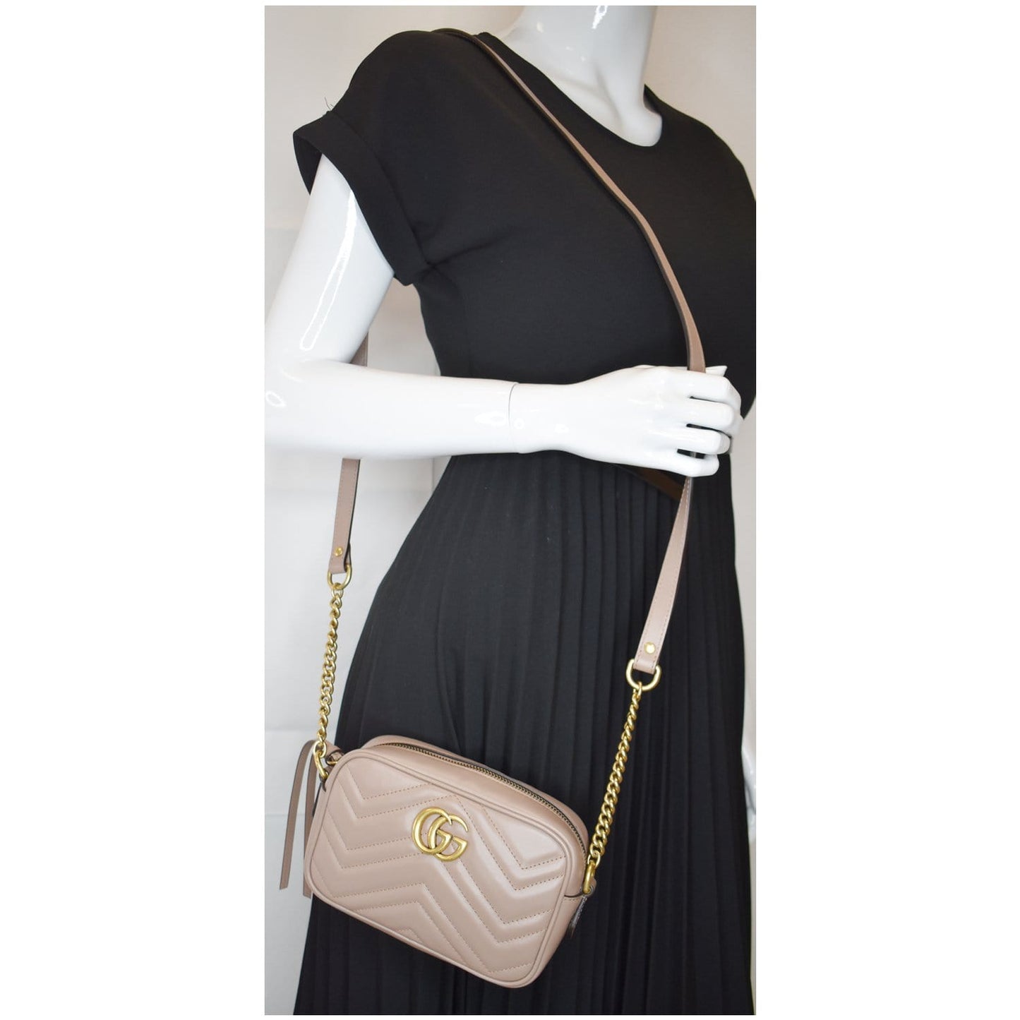 GUCCI GG Marmont Matelasse Mini Leather Crossbody Bag Dusty Pink 448065