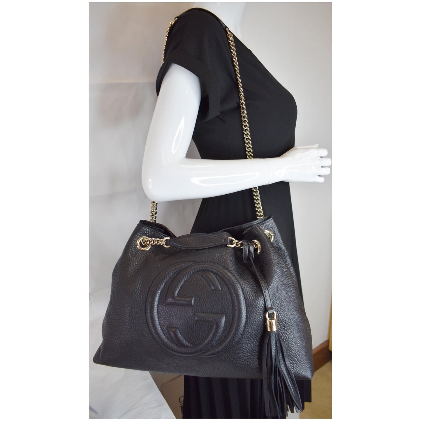 GUCCI Soho Pebbled Leather Chain Shoulder Bag 308982 Black