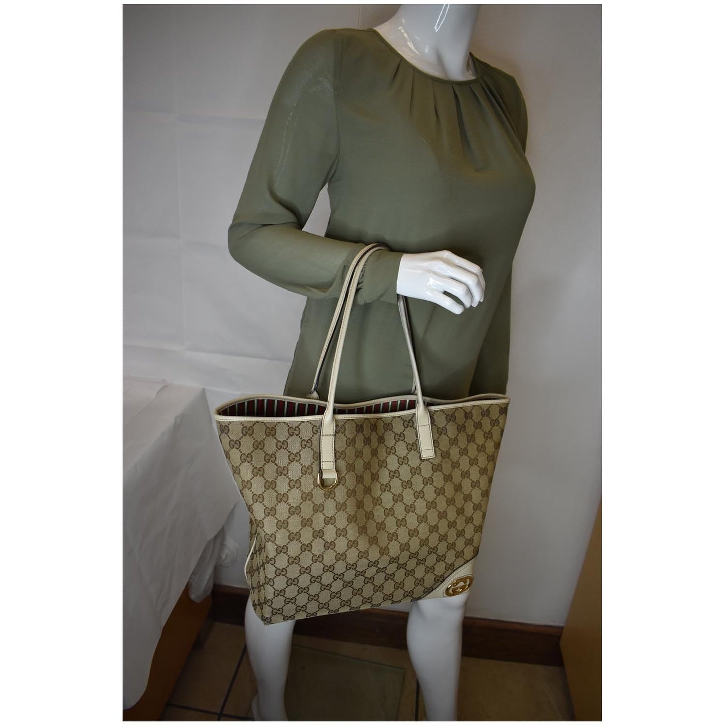 GUCCI Large Britt GG Canvas Tote Bag Beige 169945