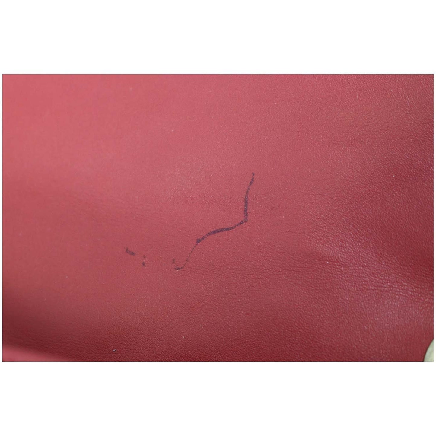GUCCI GG Marmont Matelasse Red Leather Shoulder Bag