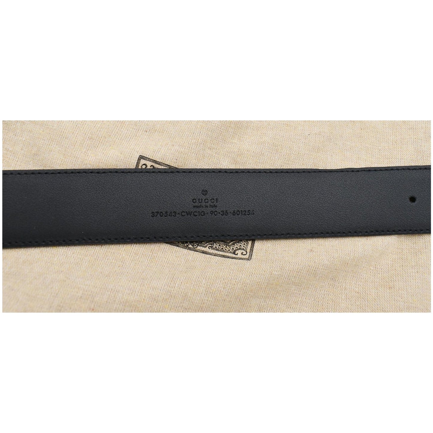 GUCCI Signature Guccissima Leather Belt Black 370543 Size 90.36